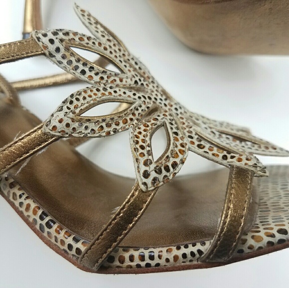 Max Studio Leather Strappy Sandals - Picture 4 of 11