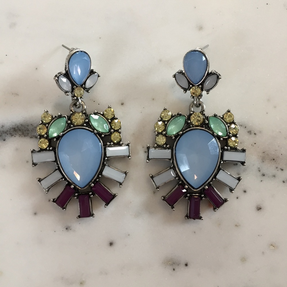"Leslie" Earrings || Light Blue Crystal Statement - Picture 4 of 8