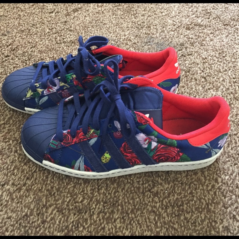 FLORAL SHELL TOE ADIDAS