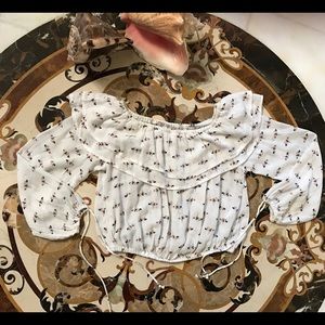 Abercrombie & Fitch off the shoulder ruffle top