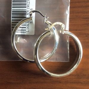 Sale! NWT 925 Silver 1.5 inch hoop earrings