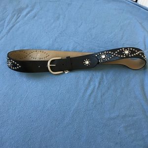 43" Belt with detailing throughout