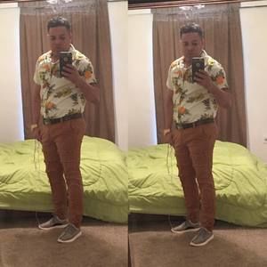 Meet your Posher, Victor manuel