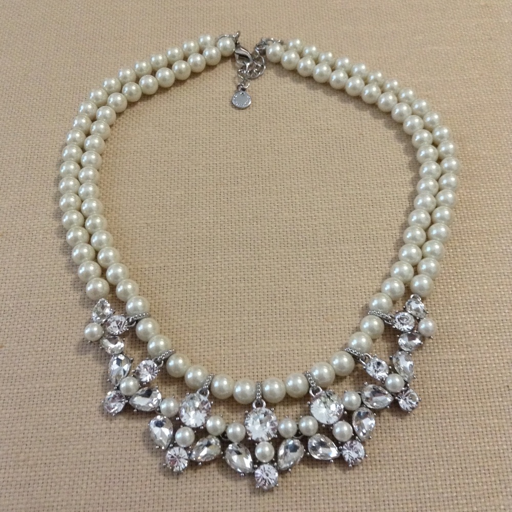 Crystal and Imitation Pearl Necklace