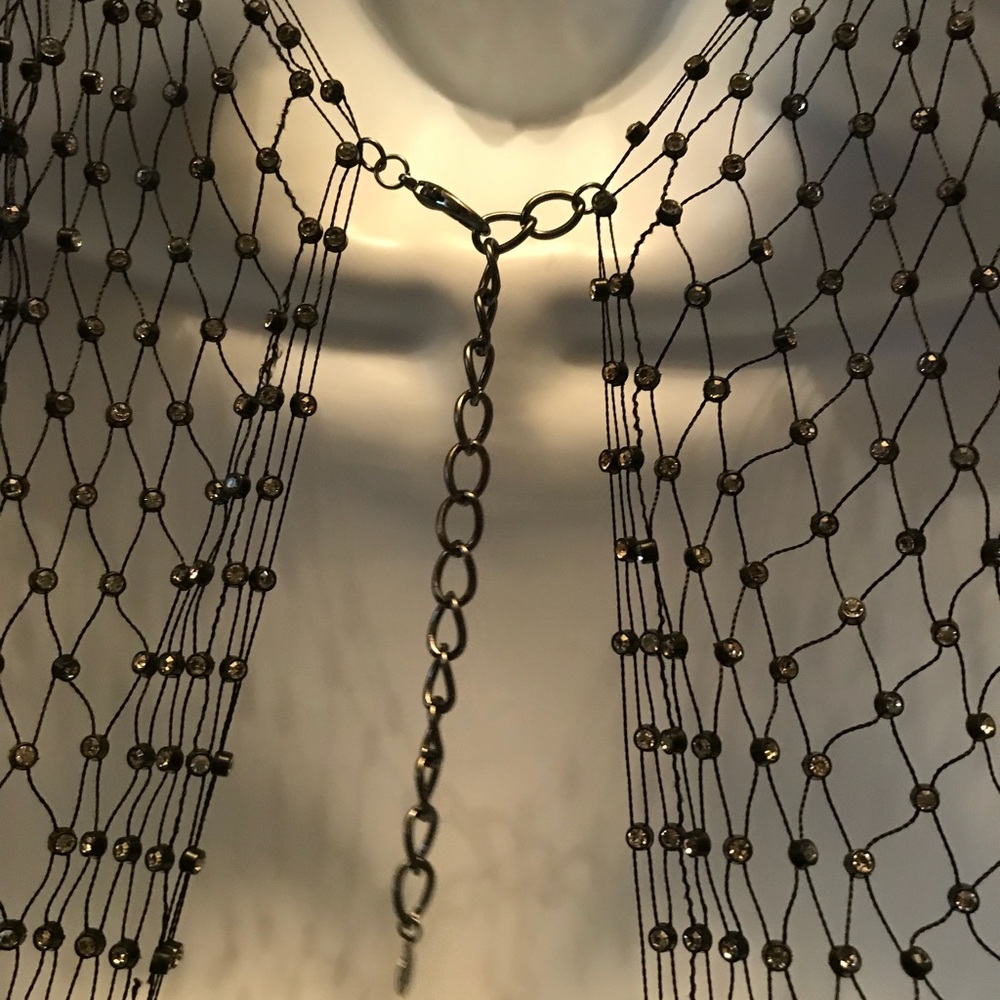 Crystal net poncho - Picture 3 of 5
