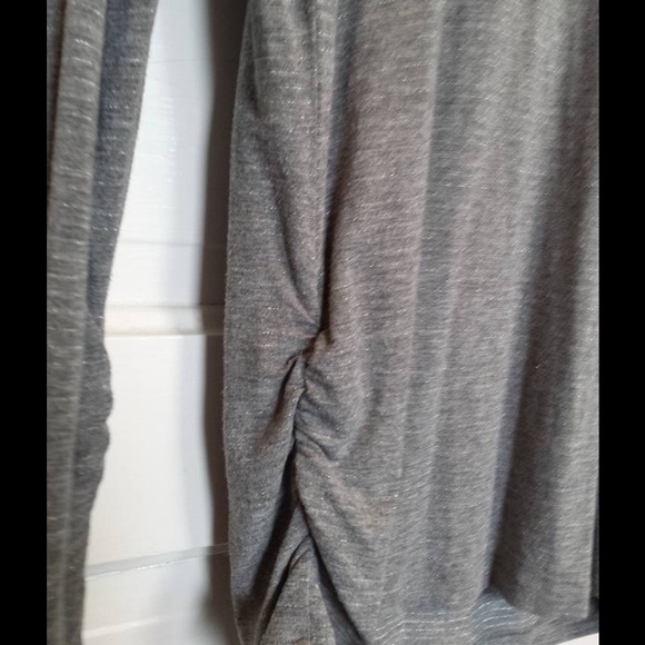 Liz Lange Maternity grey  shirred tunic, Medium - Picture 3 of 3