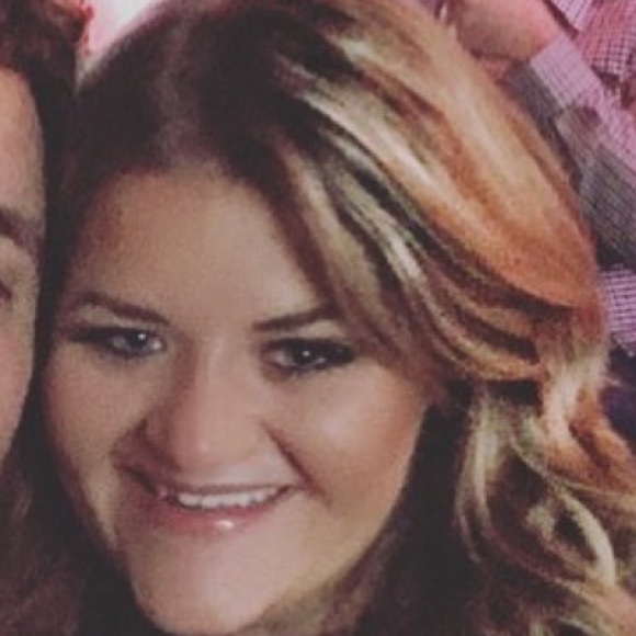 Meet your Posher, Haley - Picture 1 of 1