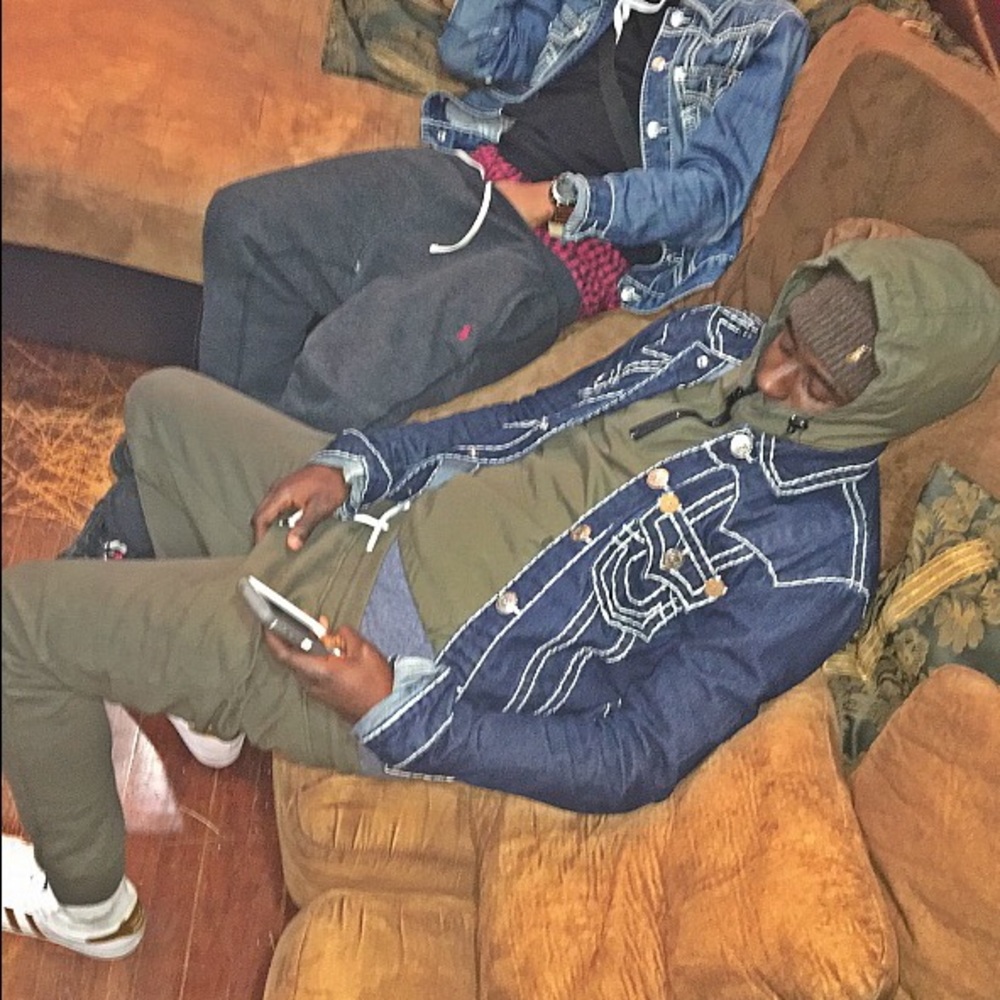 Meet your Posher, Fred