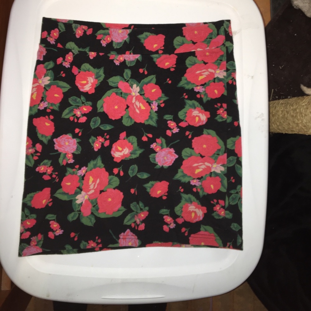Floral bodycon skirt