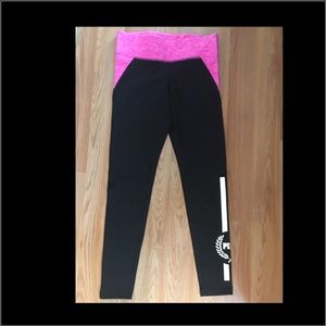 PINK VS