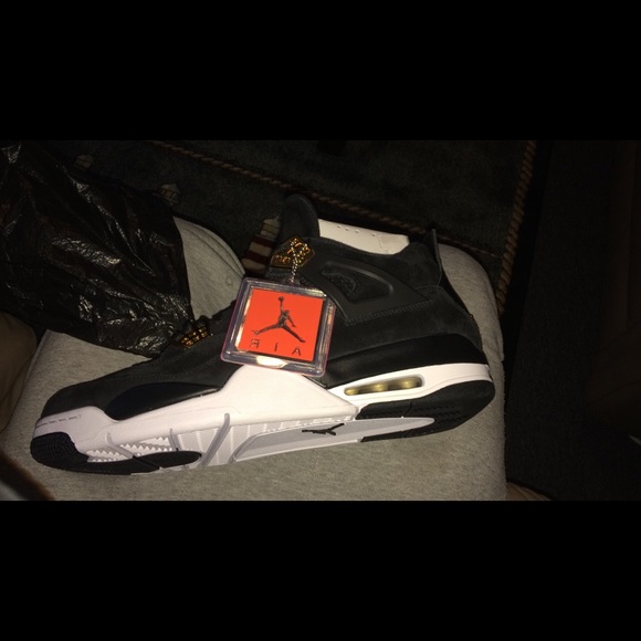 Jordan 4 royalty - Picture 3 of 6