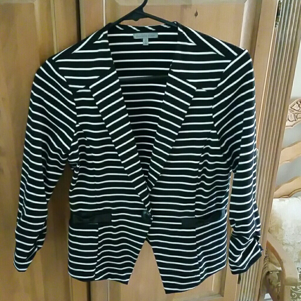 Black and  white  striped spring jacket. Perfect