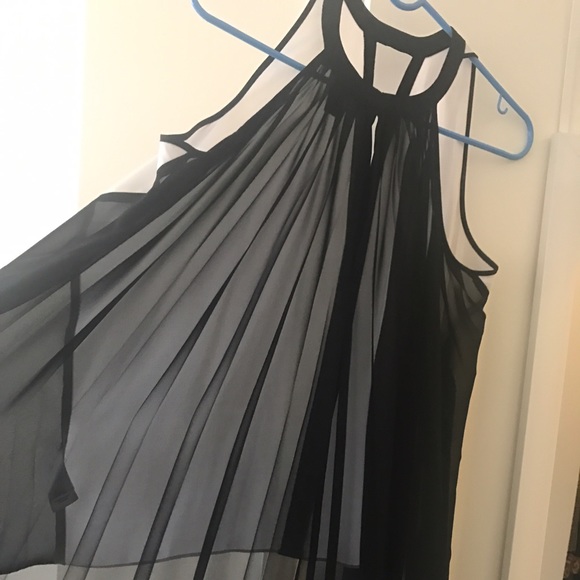 Kenneth Cole sheer-back top - Picture 3 of 3