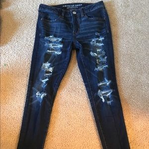 American Eagle Outfitters ripped skinny jeans