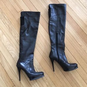 Over the knee Leather boots
