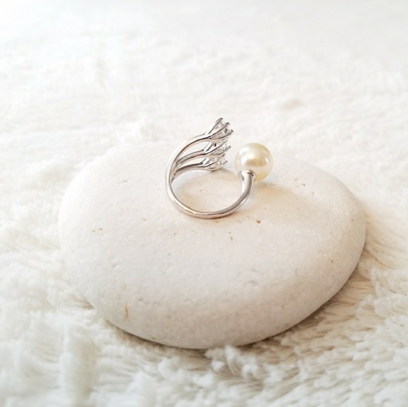 ☝️LEFT! 5Rated!Cubic Zirconia and Pearl Ring - Picture 5 of 7