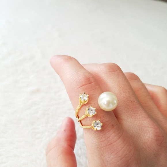 ☝️LEFT! 5Rated!Cubic Zirconia and Pearl Ring - Picture 7 of 7