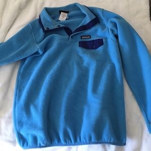 Blue synchilla Patagonia pullover size Small