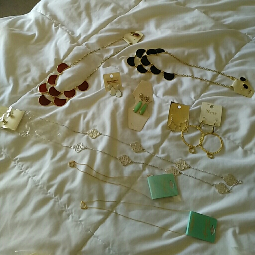Bundle...fashion jewelry