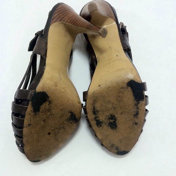 **SOLD** - Picture 6 of 7