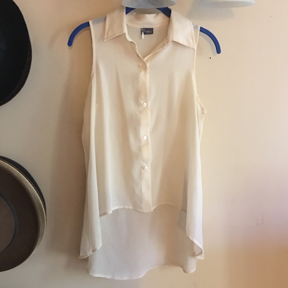 Off White Sleeveless Collared Blouse