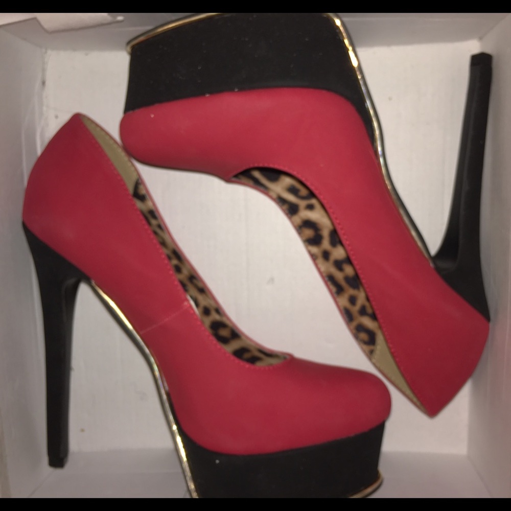 Qupid Ravish Red pumps - Picture 2 of 5