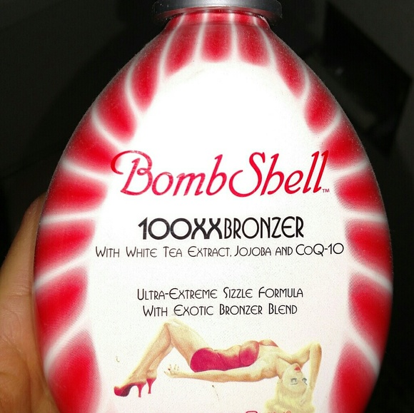 Bathroom essentials - Picture 3 of 5