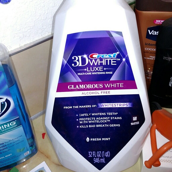 Bathroom essentials - Picture 4 of 5