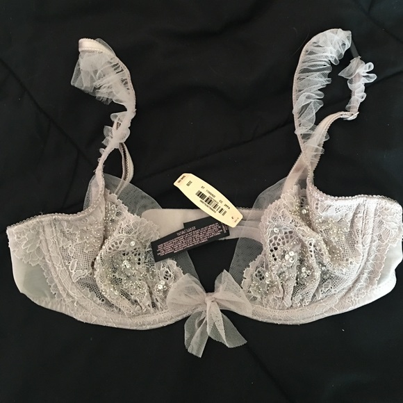 Victoria secret rare unlined push up bra - Picture 1 of 3