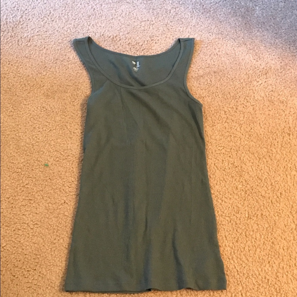 Gap tank top