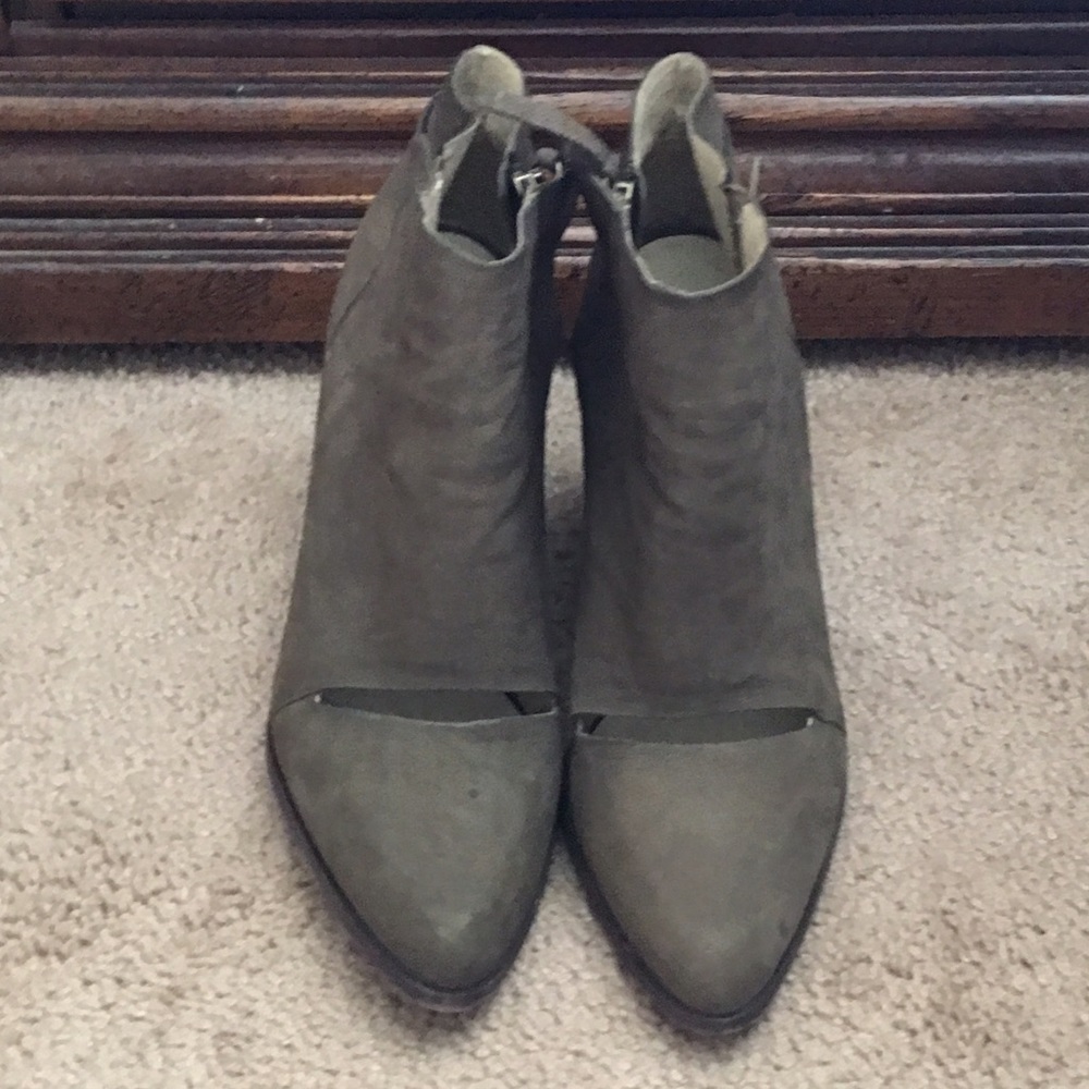 Super cute joes olive green booties