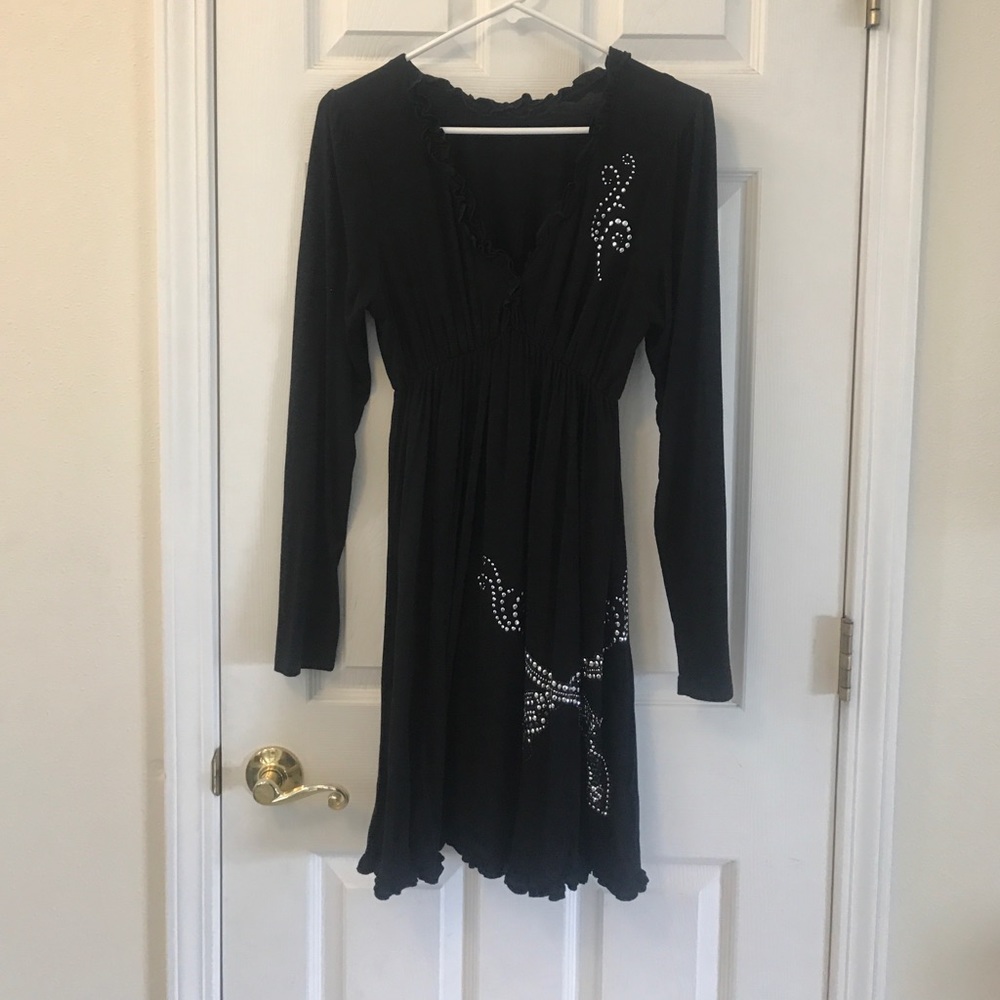 Cute black dress