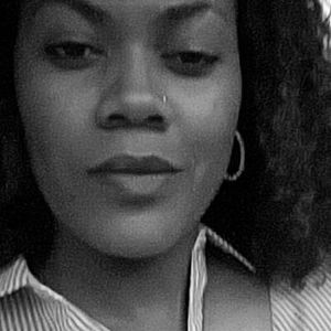 Meet your Posher, Echoe