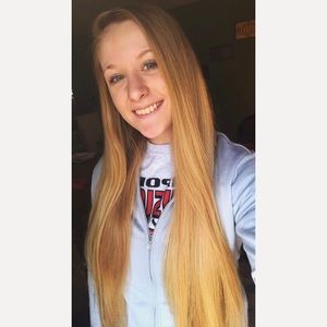 Meet your Posher, Emily