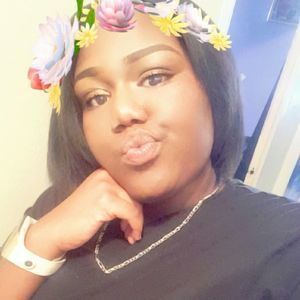 Meet your Posher, Shamora