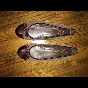 Delmas flats-never worn