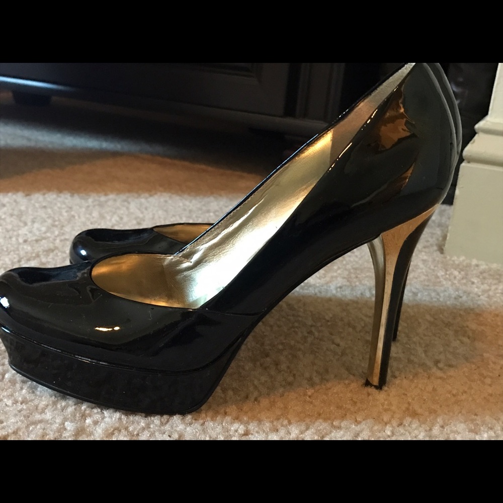 Black guess heels