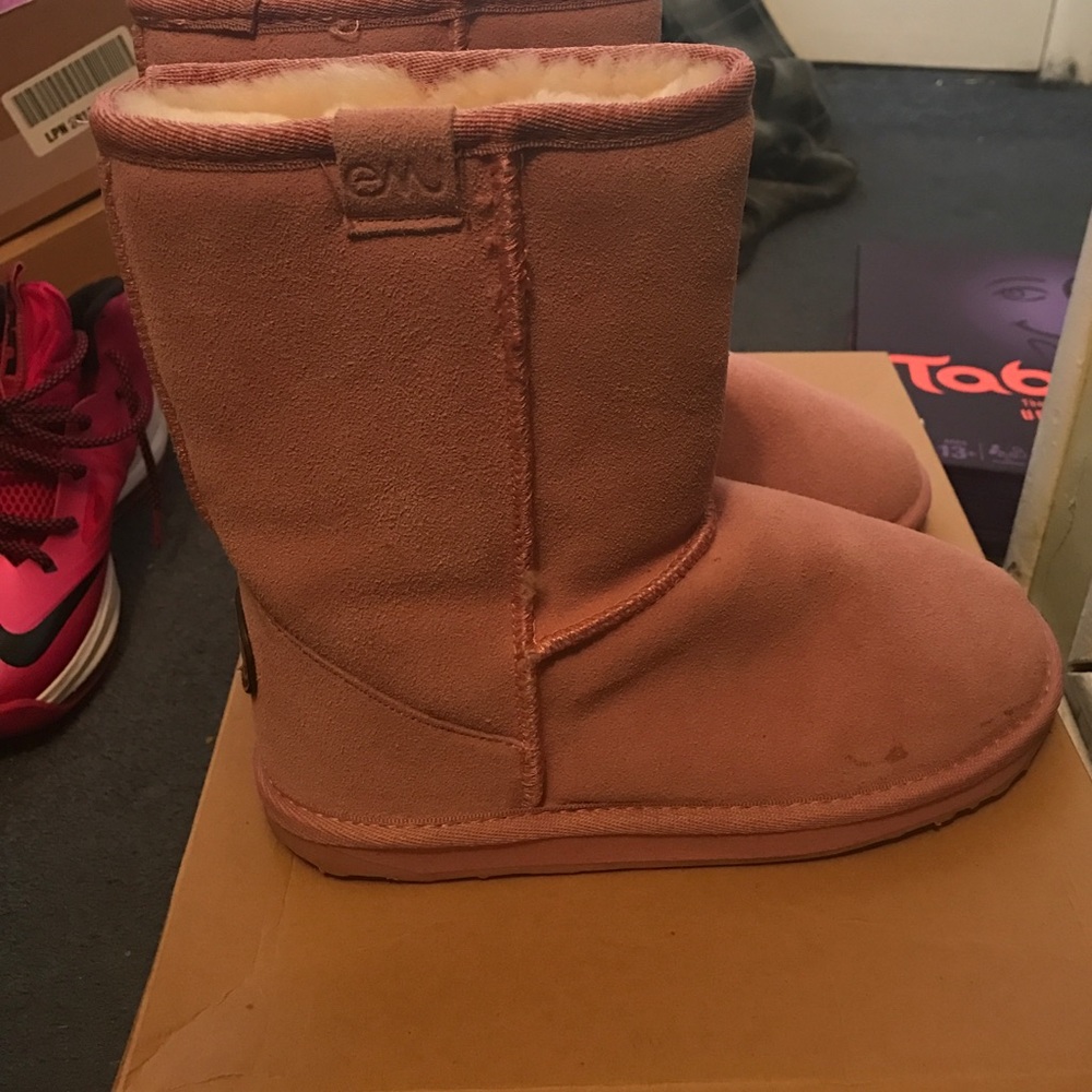 Emu pink boots