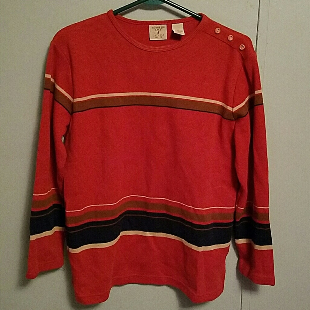 Lightweight sweater