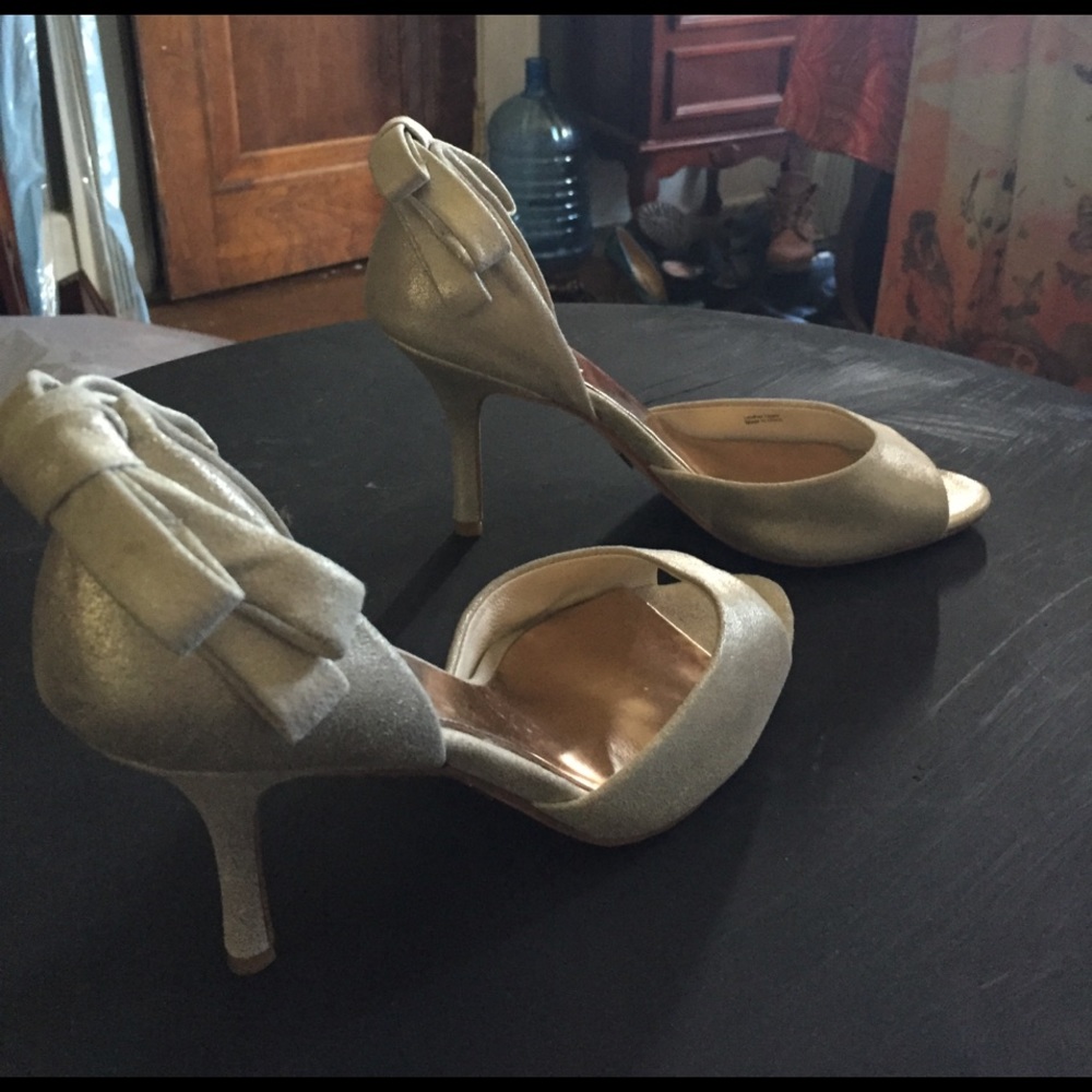 Bartley mischka heels