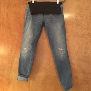 Adorable maternity jeggings