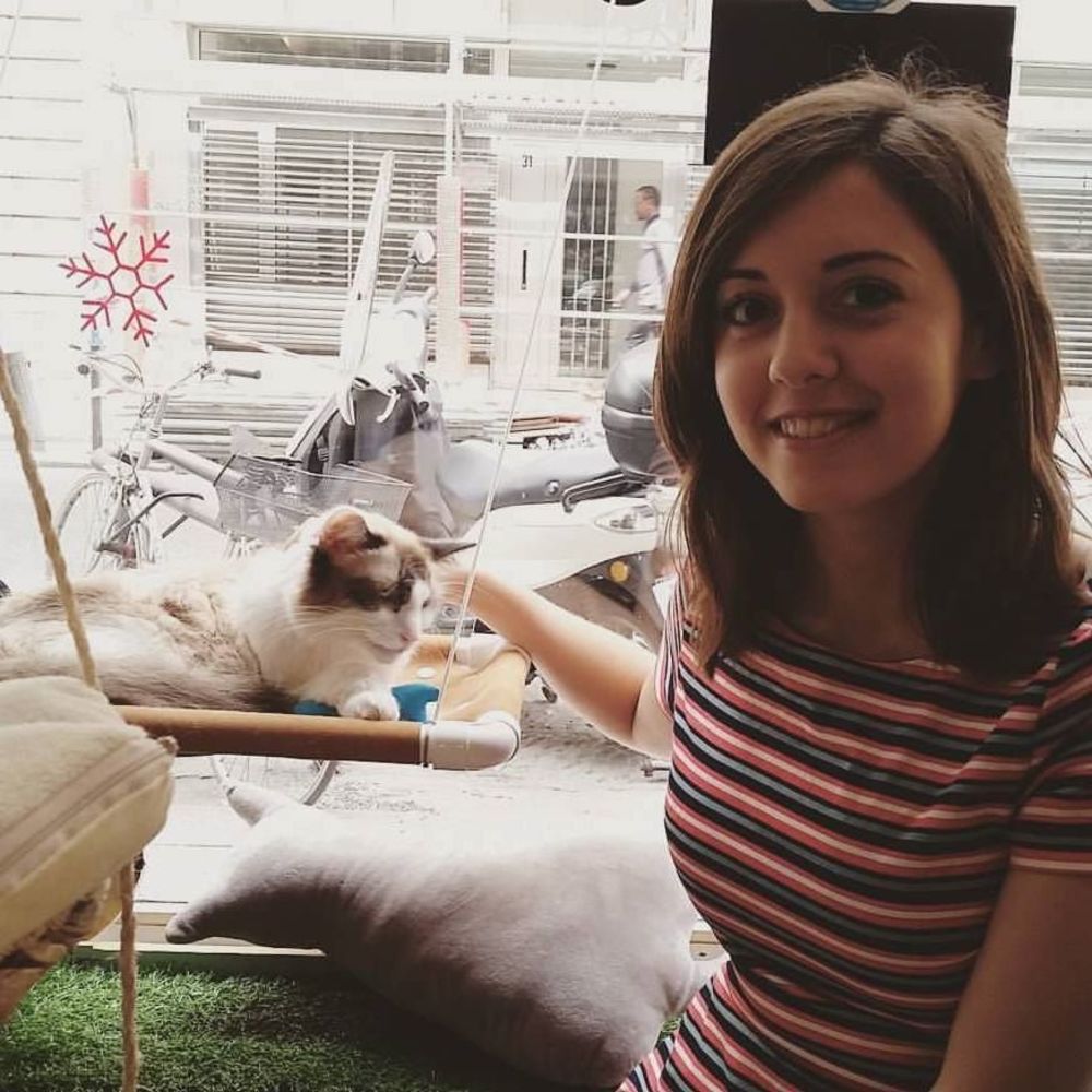 Meet your Posher, Talia