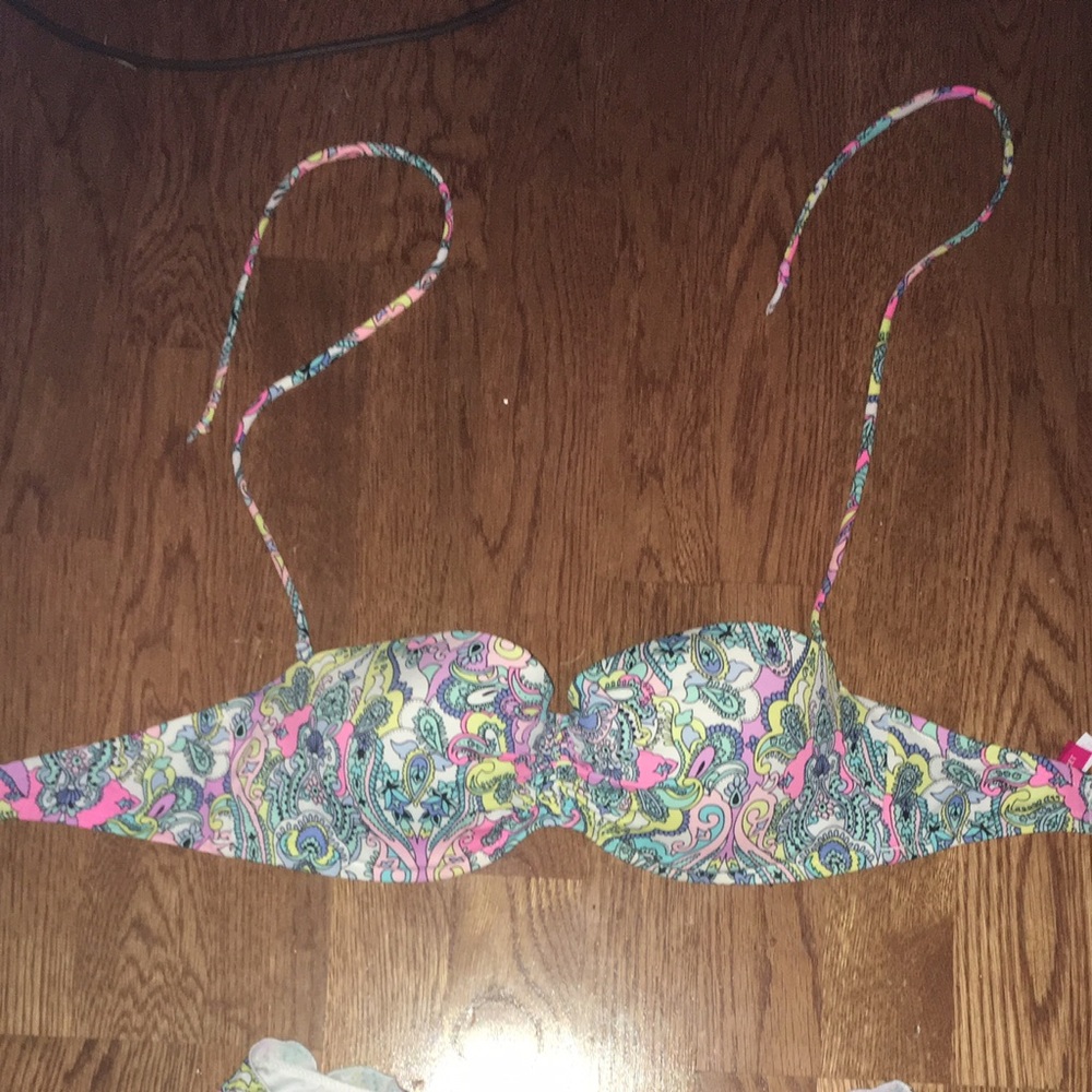 Victoria's Secret bikini