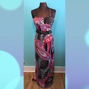 NWOT Dereon Maxi Dress