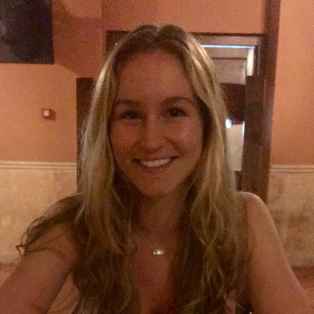 Meet your Posher, Alexandra