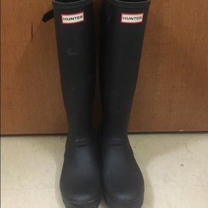 Black Tall Hunter Boots