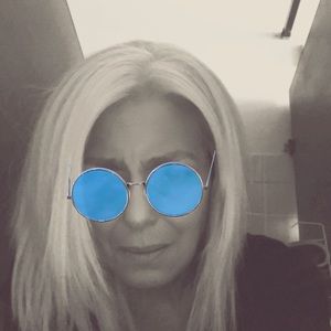 Meet your Posher, Lynn