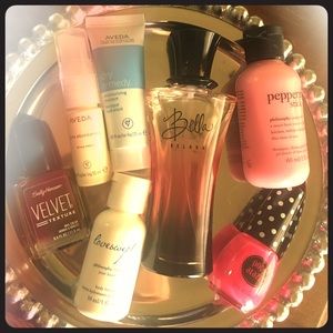 Brand New- Lot of 7 beauty collection