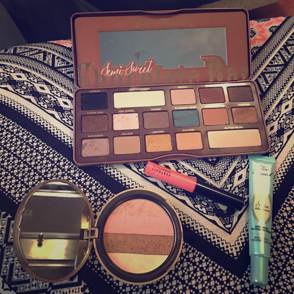 Too faced / Mac bundle