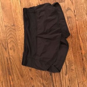 Black Lulu lemon shorts